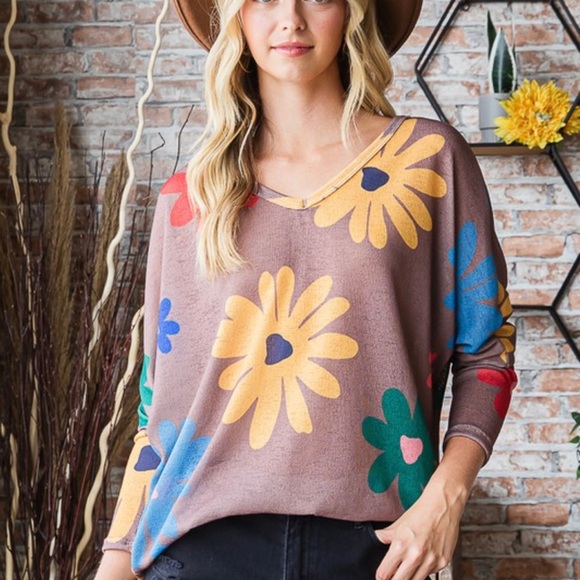 B129🌺Flirty+fun oversized mocha Daisy  on-trend top adds a happy vibe2every day - Picture 6 of 12